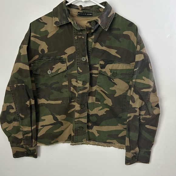Brooklyn Karma Jackets & Blazers - Brooklyn Karma M Camouflage Button-Up Denim Jacket